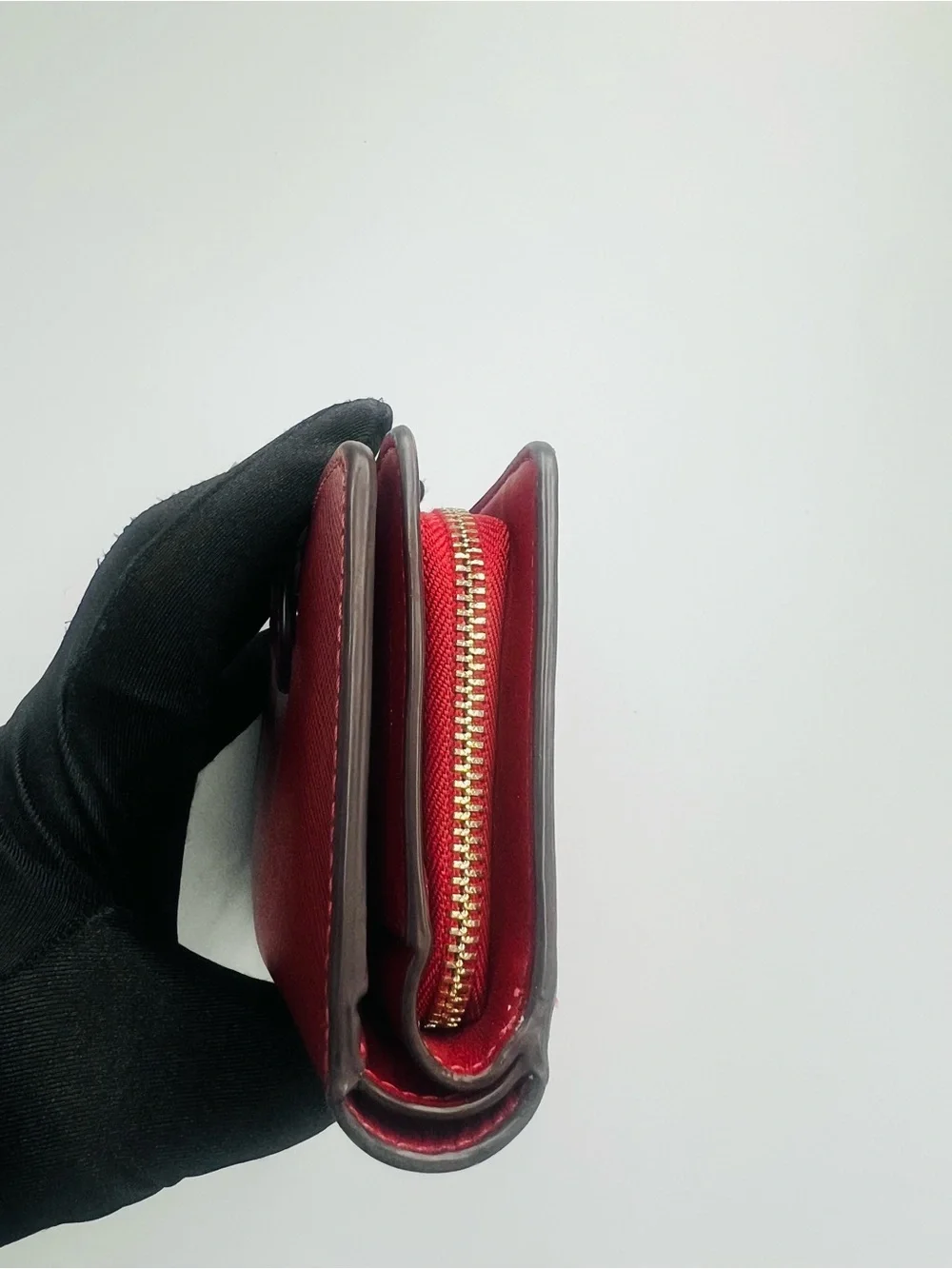kate Spade New York Compact Bifold Wallet EUC